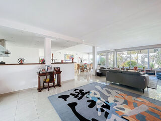  Maison � vendre 5 pi�ces 209 m�