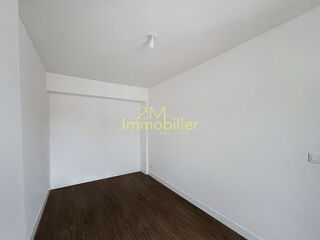  Appartement à louer 2 pièces 37 m²