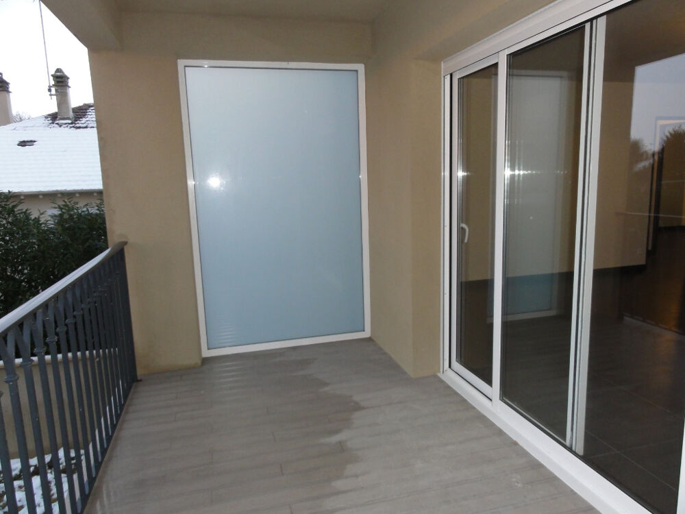 Location Appartement Appartement Fontenay Tresigny 3 pièces 74.96 m2 Melun