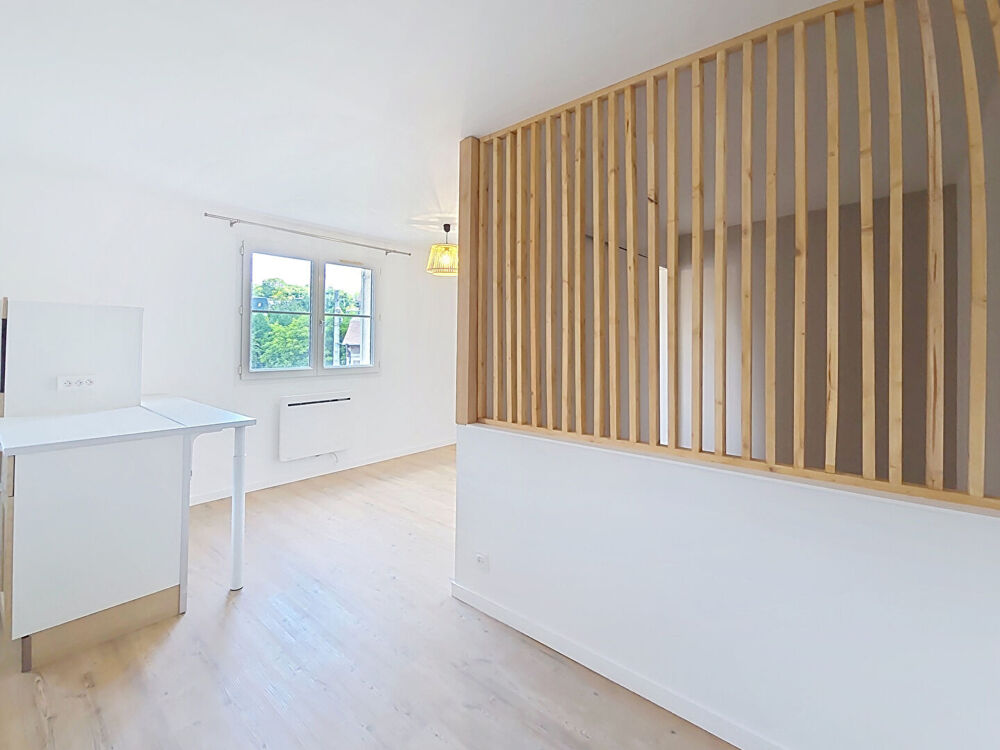 Location Appartement Appartement Studio rénové à louer de 33,70 m2 proche centre-ville MELUN Melun