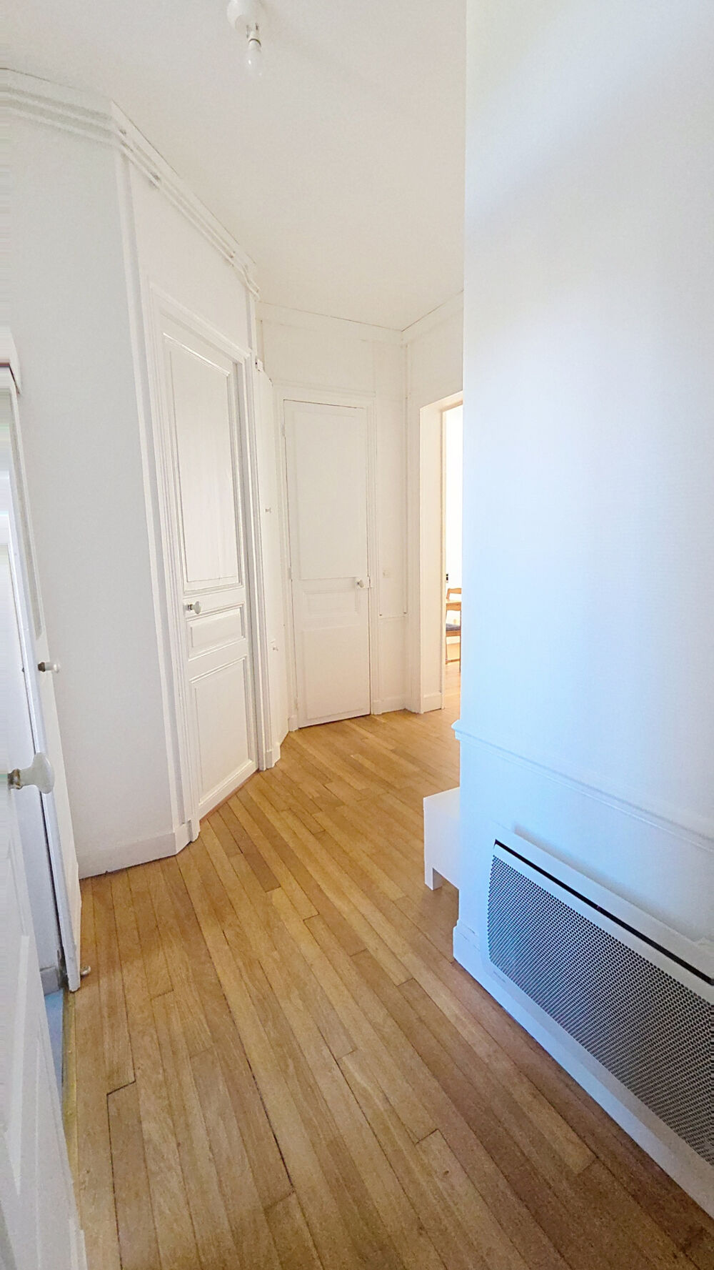 Location Appartement A louer à Melun   2 pièces meublé 38,61 m2 refait à neuf   Proche gare et centre-ville Melun