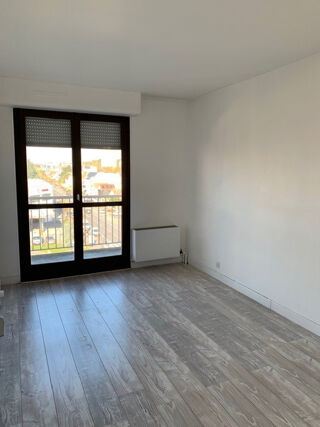  Appartement à louer 3 pièces 71 m²