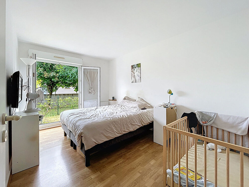 MELUN GARE - APPARTEMENT 3 PIECES AVEC JARDINS