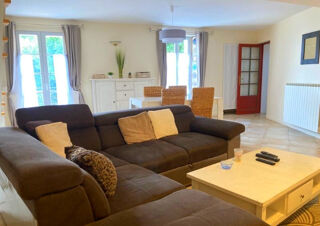  Maison  vendre 9 pices 316 m