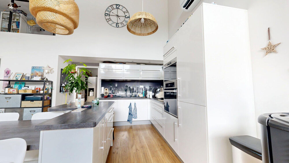Maison contemporaine 145 m2 avec piscine - Mison