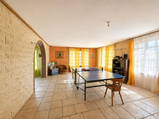  Maison à vendre 11 pièces 184 m²