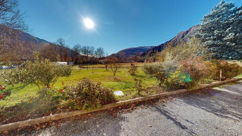 � vendre  Propri�t�/ch�teau La Robine-sur-Galabre (04000)