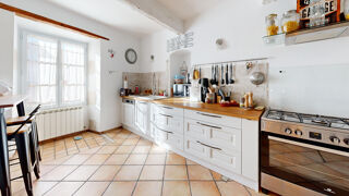  Maison � vendre 9 pi�ces 316 m�