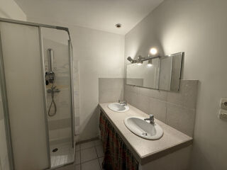  Maison à vendre 10 pièces 220 m²