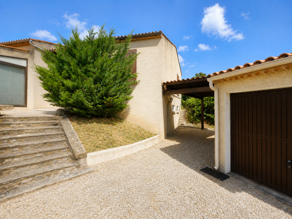 Maison 3 pièces 84 m² · à L Escale · 84 m² · 227 900 €