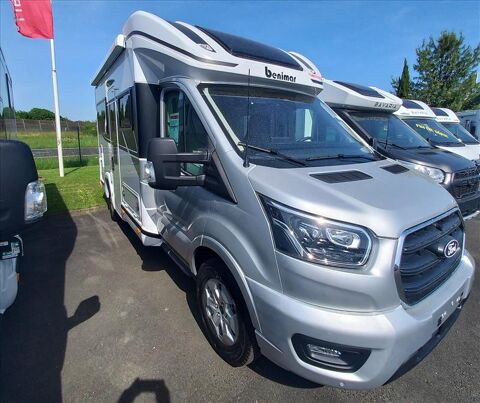 Divers Divers  occasion Avrill&eacute; 49240