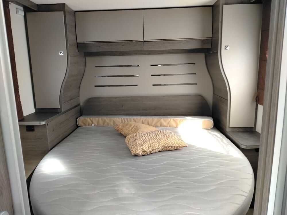  2020 occasion 71100 Lux
