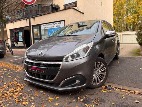 Peugeot 208 PureTech 82ch S&S BVM5 Allure 2019 occasion SAINT MAUR DES FOSSES 94100