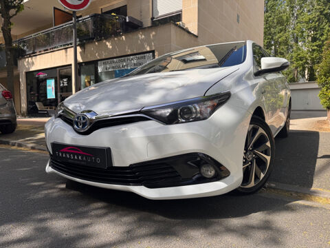 Toyota Auris Hybride 136h Design 2017 occasion SAINT MAUR DES FOSSES 94100