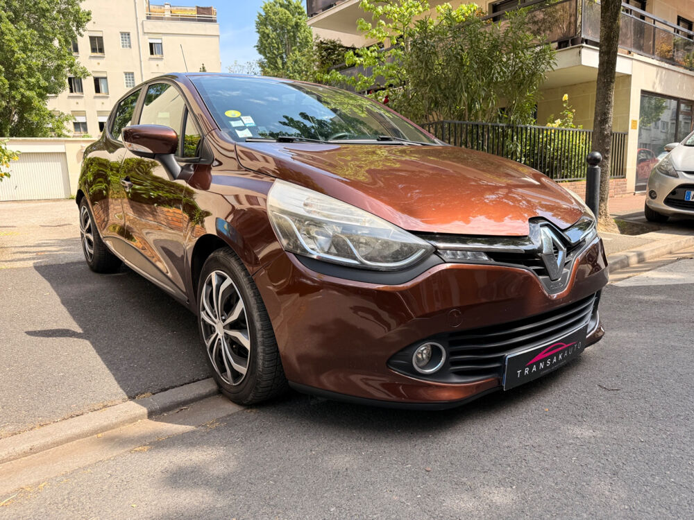 Clio IV dCi 90 Energy eco2 82g SL Limited 2015 occasion 94100 SAINT MAUR DES FOSSES