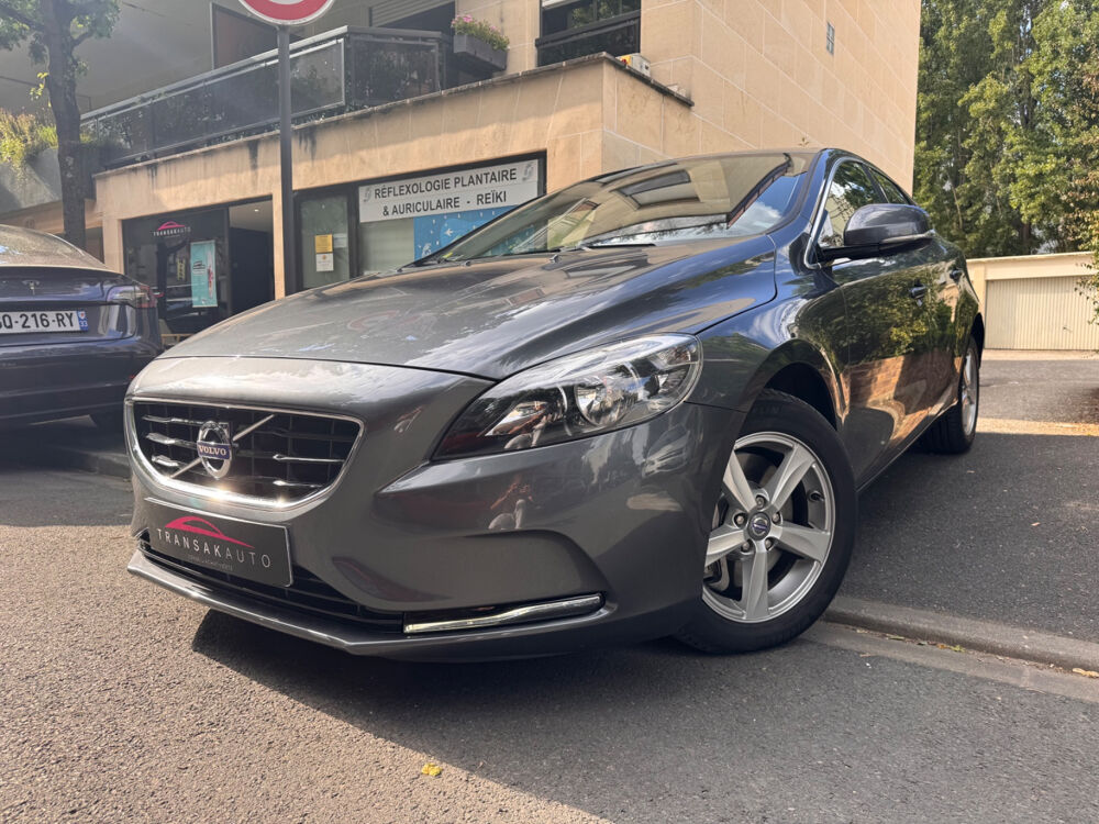V40 Business D3 150 Momentum Business 2012 occasion 94100 SAINT MAUR DES FOSSES