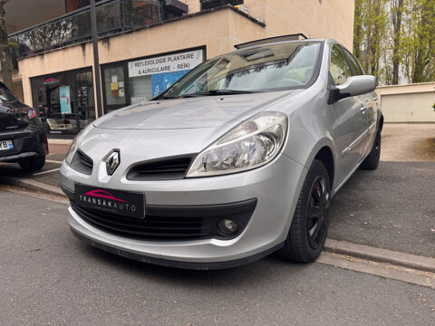 Clio III Clio 1.6 16V 110 Luxe Dynamique A 2006 occasion 94100 SAINT MAUR DES FOSSES