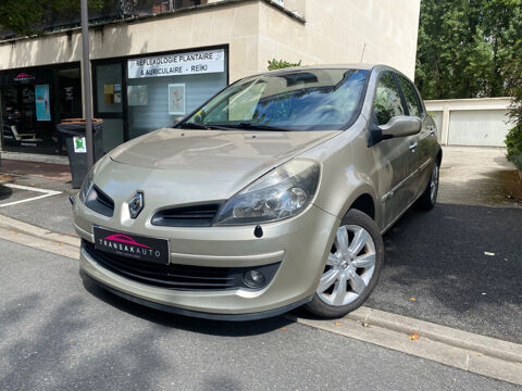 Renault clio iii 1.6 16V 110 Luxe Privilège A