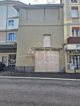  Parking / Garage à louer 1 pièce 110 m²