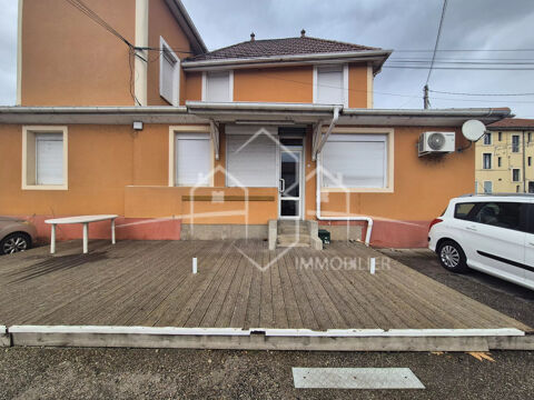 Local commercial &agrave; louer &agrave; Beaurepaire, 95,1 m2 750 38270 Beaurepaire