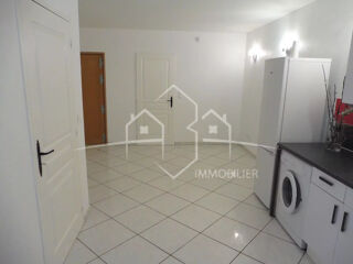  Appartement à louer 2 pièces 37 m²