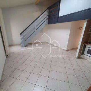  Appartement à louer 4 pièces 72 m²