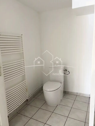 Appartement à louer 3 pièces 48 m²
