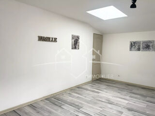  Appartement à louer 3 pièces 86 m²