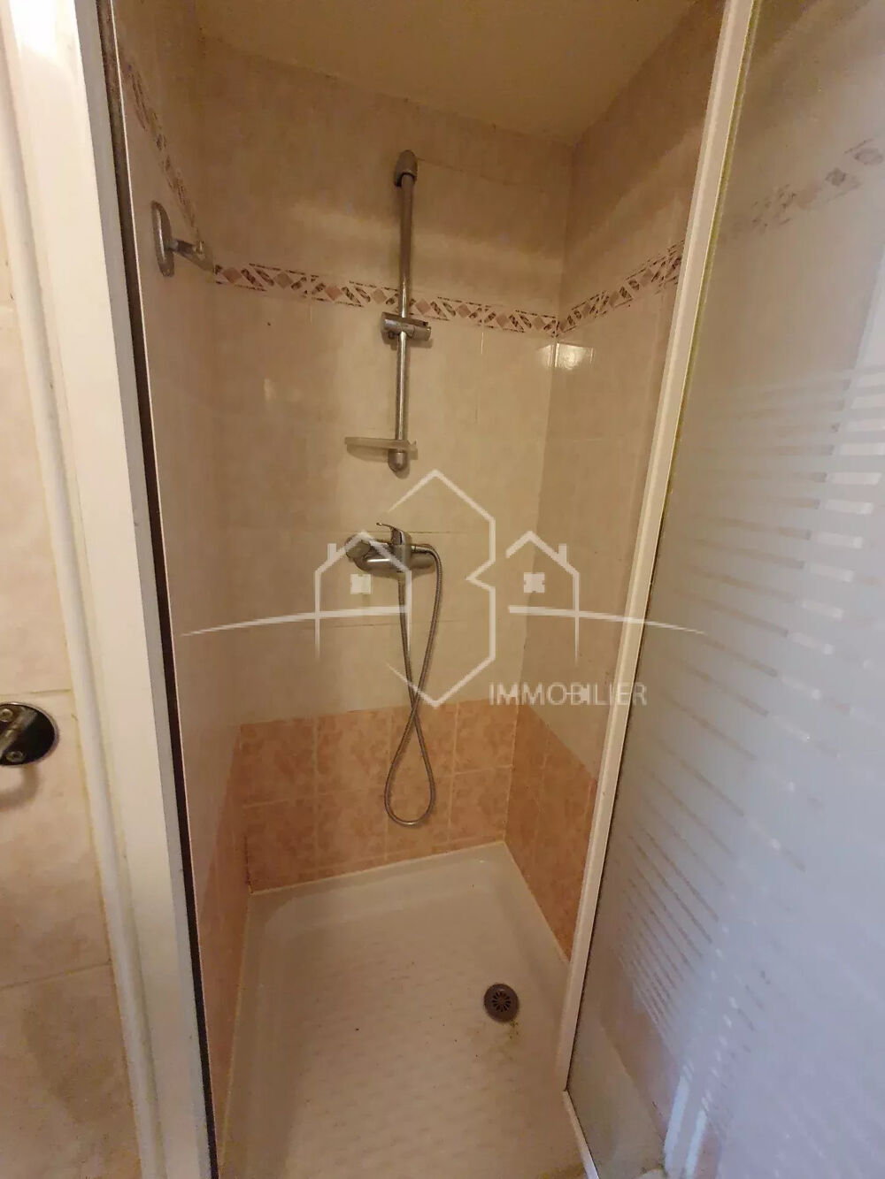 Location Appartement BEAUREPAIRE T4 2ème étage centre ville Beaurepaire