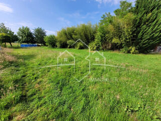  Terrain à vendre 827 m²