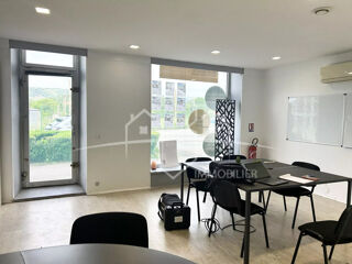  Immeuble à vendre 4 pièces 82 m²