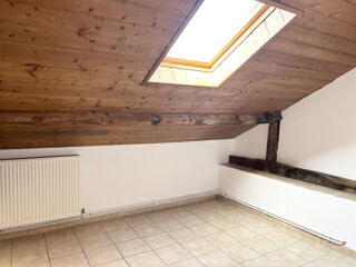  Appartement à louer 2 pièces 27 m²