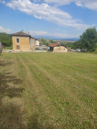  Terrain à vendre 740 m²
