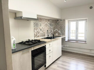  Appartement à louer 3 pièces 86 m²