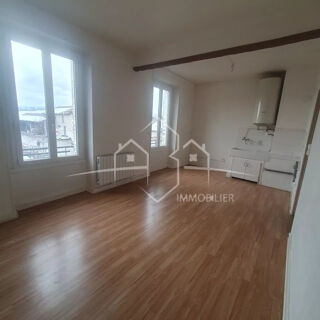  Appartement à louer 4 pièces 60 m²