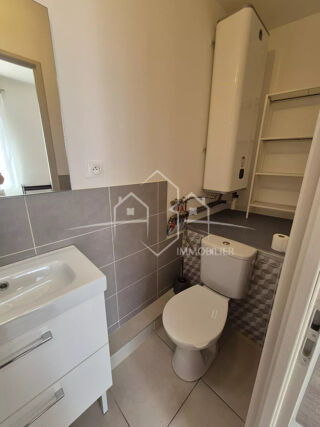  Appartement à louer 3 pièces 47 m²