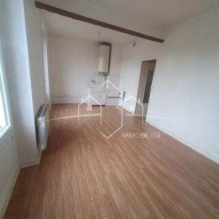  Appartement à louer 4 pièces 60 m²