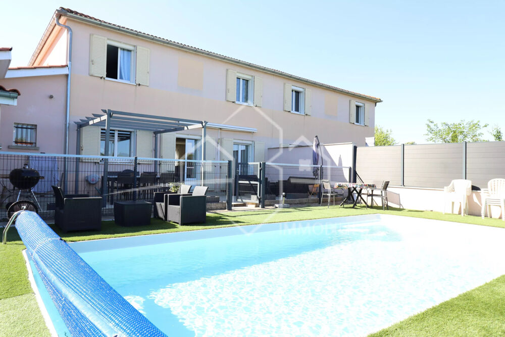 Maison familiale de 120 m2 avec piscine à Saint-Maurice-l'Exil