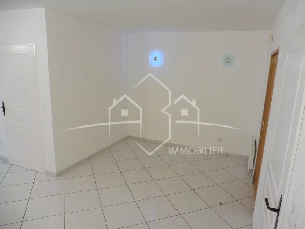 Location Appartement T2 TRES BON ETAT AU 1ER ETAGE Beaurepaire