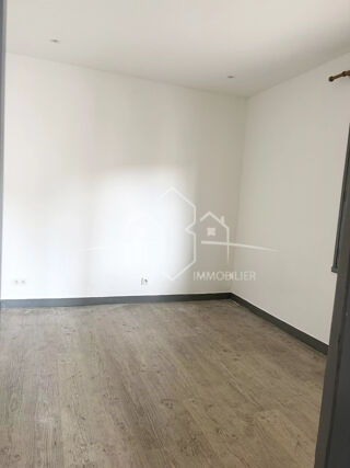  Immeuble à vendre 4 pièces 82 m²