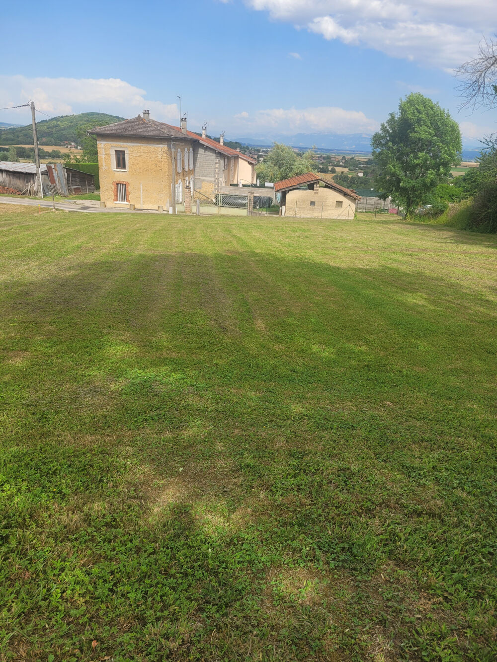 Vente Terrain FARAMANS terrain constructible de 741m2 viabilités en bordure Faramans