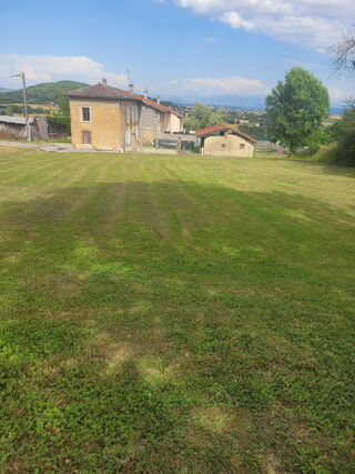  Terrain à vendre 740 m²