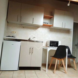  Appartement à louer 1 pièce 16 m²