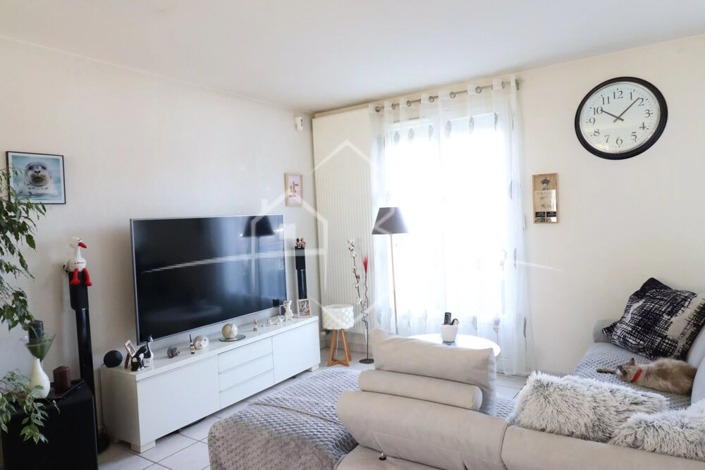 Vente Maison Maison familiale de 120 m2 avec piscine à Saint-Maurice-l'Exil St maurice l exil