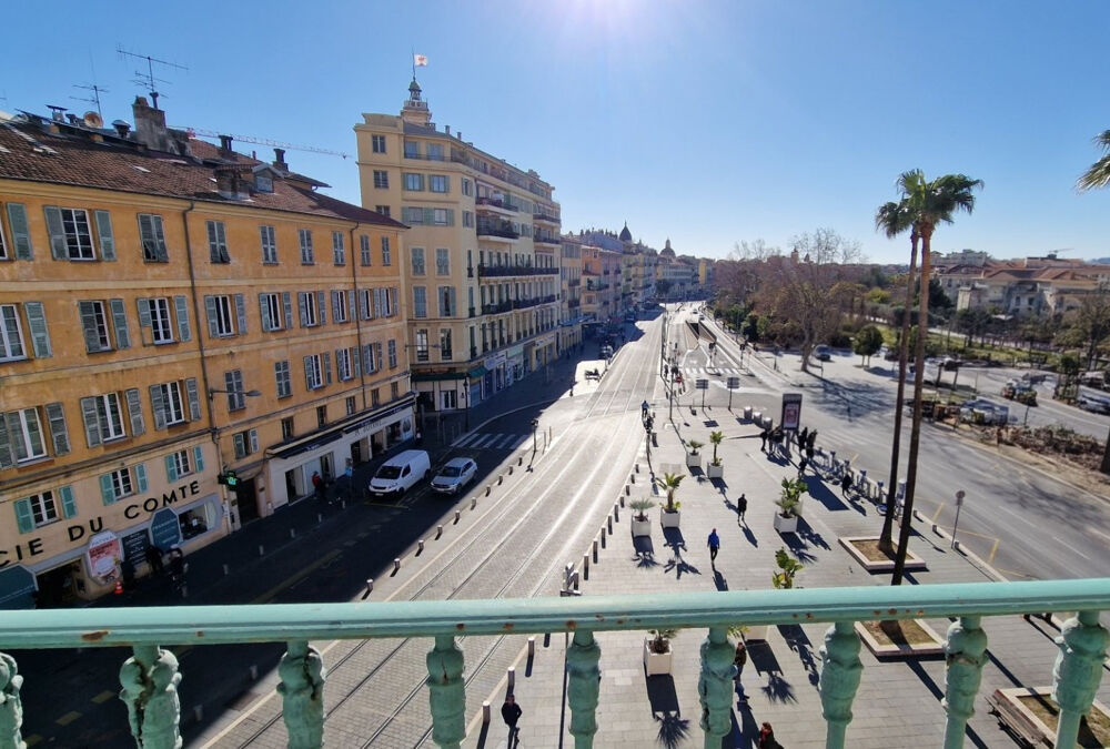 Location Appartement Nice Garibaldi - 3 pièces 99m2 lumineux à deux pas de la coulée verte Nice