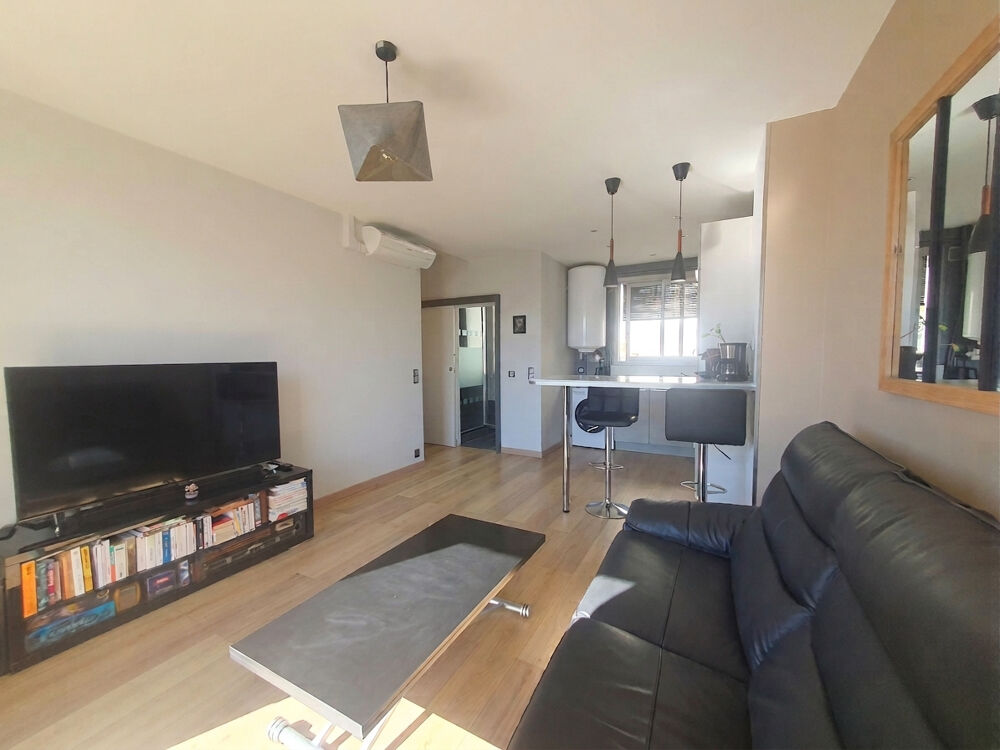 Vente Appartement NICE / LIBÉRATION - DERNIER ÉTAGE, BALCON & FAIBLES CHARGES ! Nice