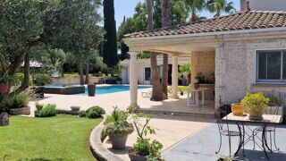  Villa à vendre 220 m²