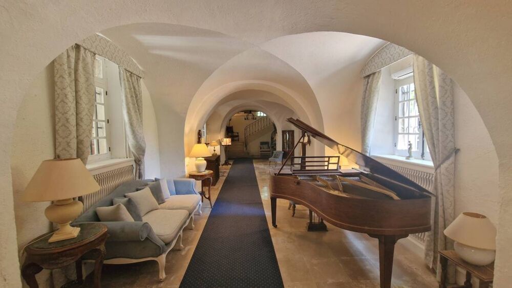 à vendre  Propriété/château Narbonne (11100)