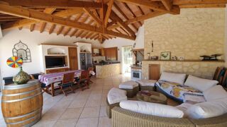  Villa à vendre 220 m²