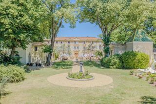  Propriété/château à vendre 1300 m²